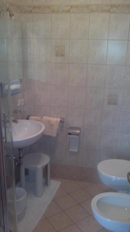 Hotel B&B Gasthof Zur Linde Rio di Pusteria Camera foto